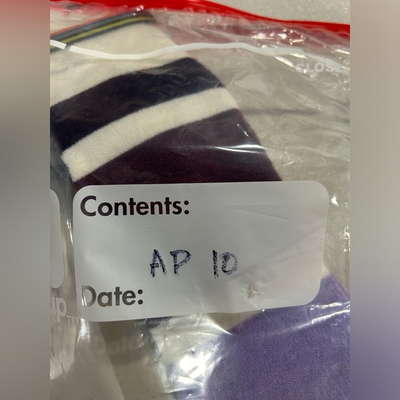 Smartwool Women's Large Snowboard OTC Socks Targeted Cushion White Purple NWT - Picture 7 of 7